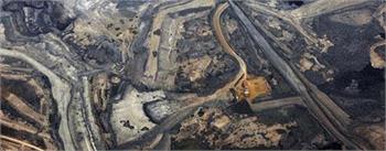 McGuinty's oilsands talk hits a Wall; Saskatchewan premier calls remarks divisive