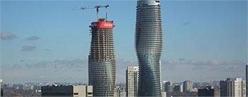 ‘Curvy’ Mississauga penthouse price breaks Toronto suburb record